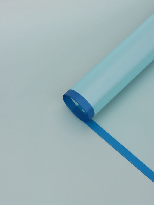 Цена за 20 шт. Пленка для цветов, «Полупрозрачная кайма», синяя, 57×57 см