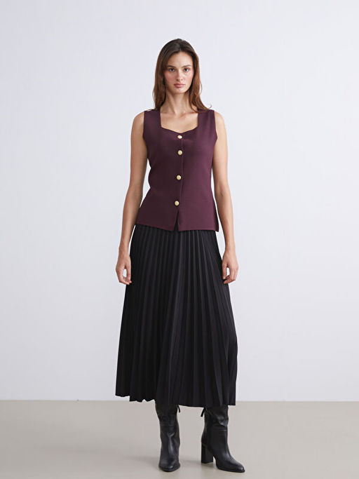 Kare Yaka Kad?n Triko Yelek