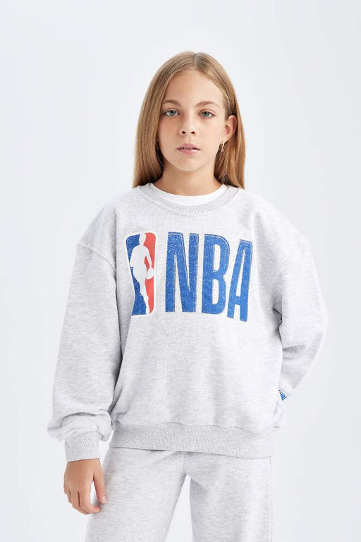 Толстовка большого размера с круглым вырезом для девочек с надписью NBA - Defacto фото 3