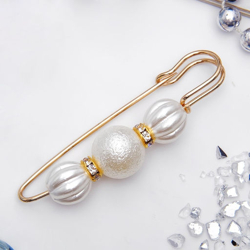 Булавка Зефир 7 см, белая в золоте