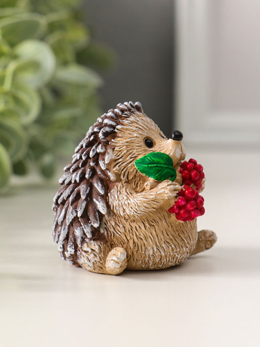 Фигурка «Ёжик с малинкой», 5.5×5.5 см