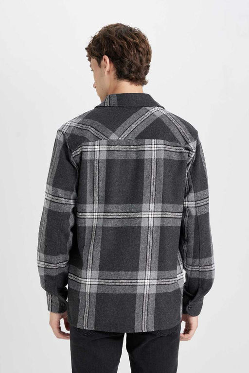 Мужская черная фланелевая рубашка с длинным рукавом стандартного кроя с воротником-поло в клетку и классическим кроем - Defacto фото 6
