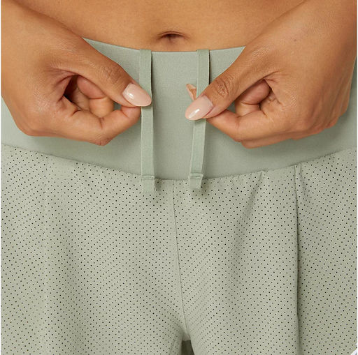 Шорты женские