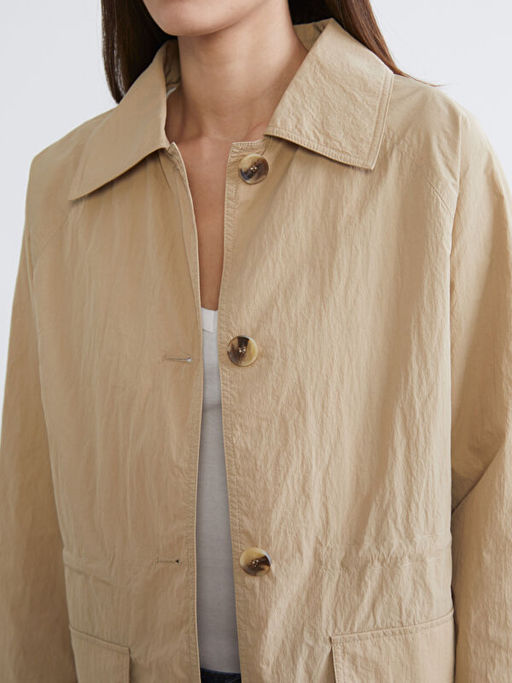 G?mlek Yaka Kad?n Ceket