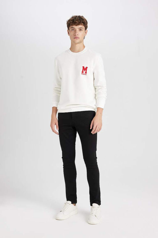 Белый новый плотный свитшот обычного кроя с круглым вырезом и принтом - Defacto фото 2