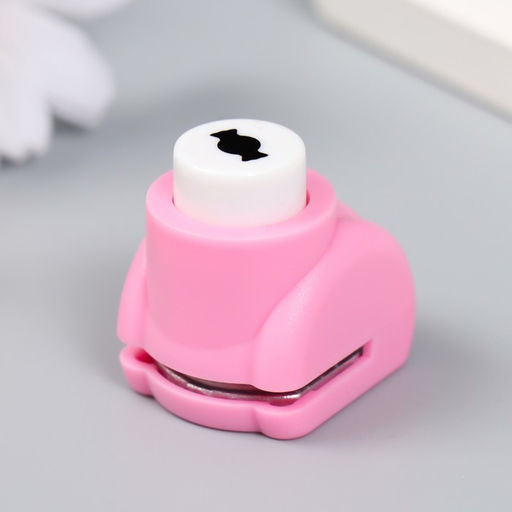 Набор для скрапбукинга «Средняя волна», ножницы фигурные 13.5 см+4 дырокола, d=1.2 см 11.2×18 см