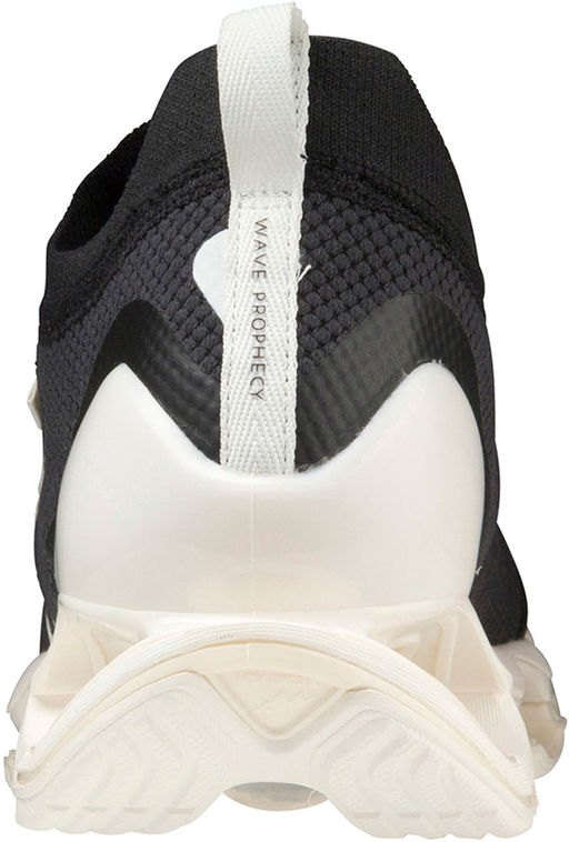 Кроссовки взрослые