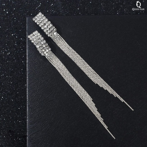 Серьги висячие со стразами Голливуд прямой ряд, цвет белый в серебре, 7 см