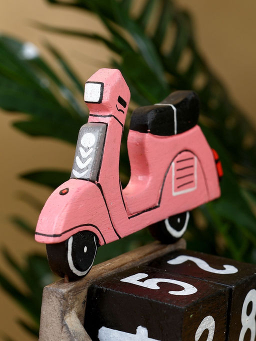 Календарь настольный Мопед дерево 11х5х14 см, розовый - Simaland фото 5