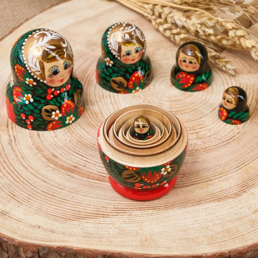Матрёшка дерево «Хохлома», чёрный платок, красное платье, 5 кукольная, 10 см