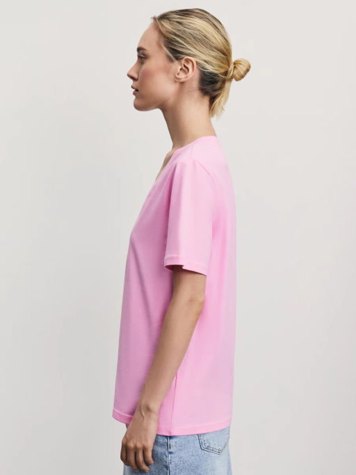 Базовая футболка с V-образным вырезом из хлопка / Zarina  фото 4