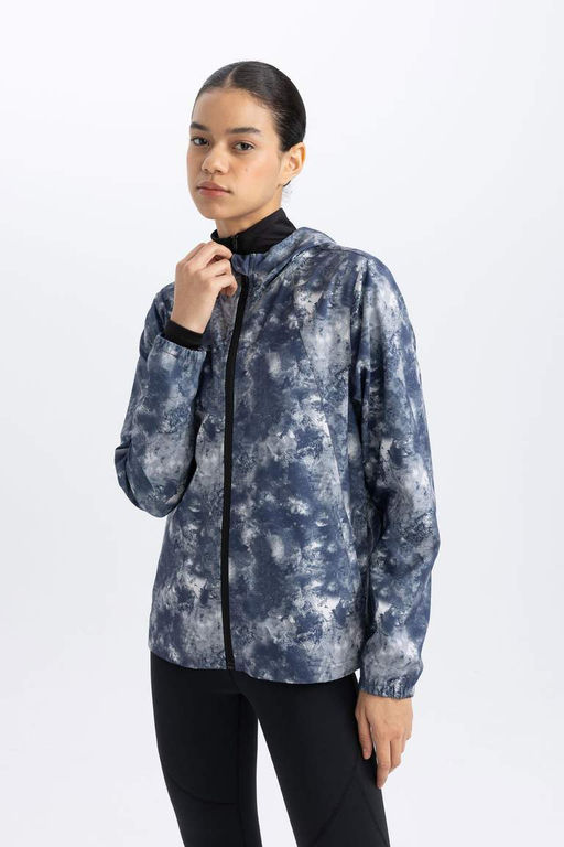 Водоотталкивающее пальто приталенного кроя с сетчатой подкладкой и капюшоном DeFactoFit, гибкое текстурированное пальто  фото 5