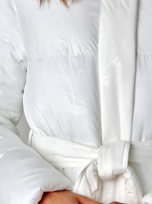 24433 Пальто стеганое молочный - Dizzyway фото 3