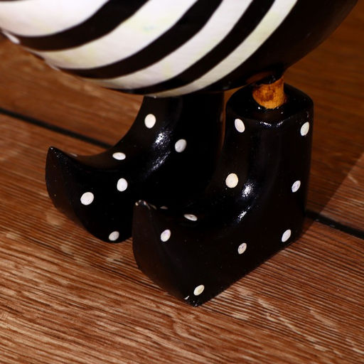 Сувенир «Уточка в ч/б», 25×7×25 см, дерево