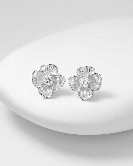 Стильные серьги