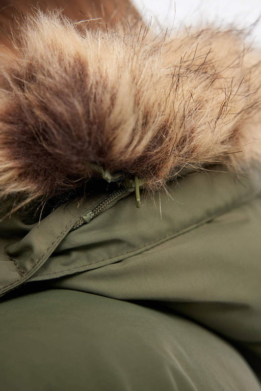 Водоотталкивающая куртка со съемным капюшоном и подкладкой из искусственного меха для девочек, пальто - Defacto фото 5