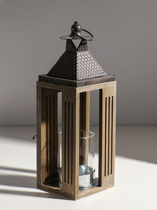 Подсвечник дерево на 1 свечу "Фонарь, окна с рейками" d=7,3 см 11,2х11,2х34 см