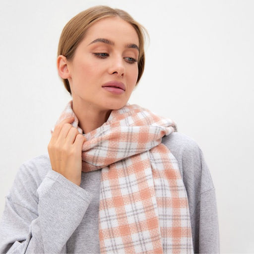 Шарф зимний с кистями MINAKU 65*180 + 8 см клетка