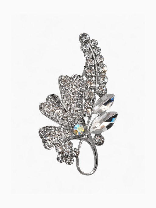 Брошь Цветочная сирень, цвет белый в серебре