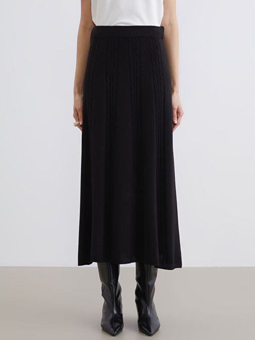 Beli Lastikli Kendinden Desenli Klo? Triko Etek