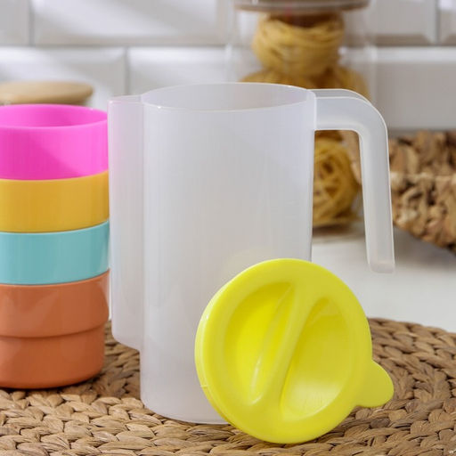 Набор для напитков Альтернатива «Турист», 5 предметов: кувшин 1 л, 4 кружки 300 мл, пластик, МИКС