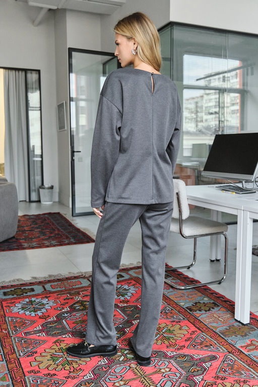 Костюм с брюками офисный