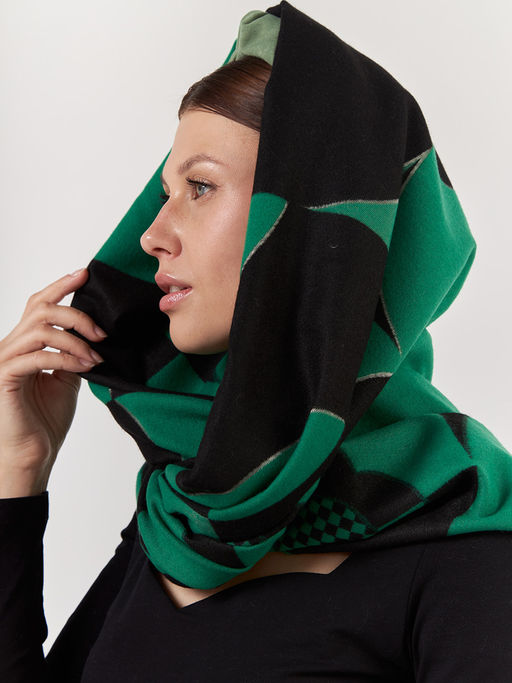 В СОСТАВЕ ШЕРСТЬ И КАШЕМИР Большой, мягкий, теплый однотонный двусторонний палантин. - Tantino фото 8