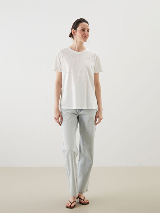 Bisiklet Yaka Boncuk ??lemeli Kad?n Ti??rt