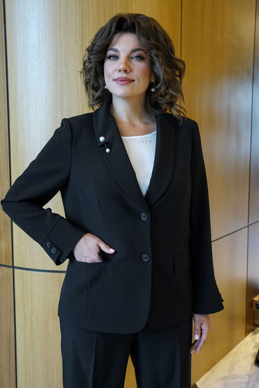 Костюм ALANI 2381 черный/молоко