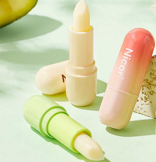 Помада-бальзам алое Four Seasons, увлажняющая - Bioaqua фото 2