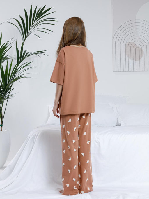 МП 1657-1/шоколадный 1230 Н111 пижама для дев