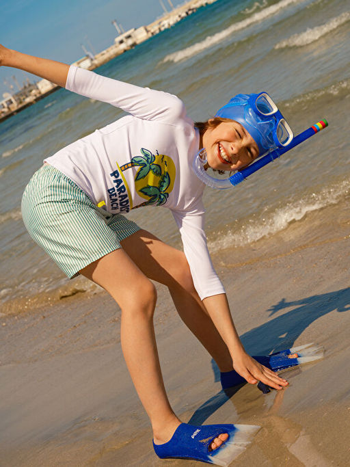 UV Korumal? Erkek ?ocuk Y?zme Tak?m