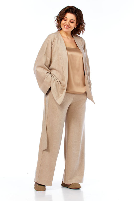 Костюм Diamant 2143 бежевый