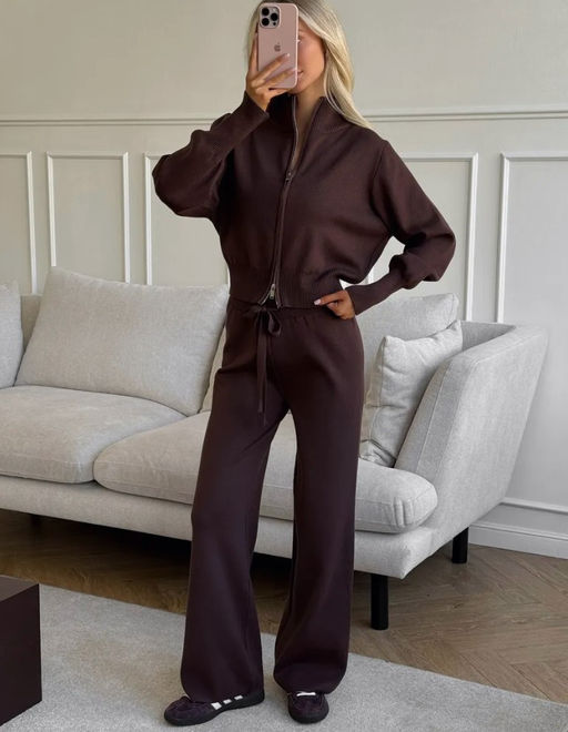 K13040 Костюм: брюки и джемпер (вязаный трикотаж) КОРИЧНЕВЫЙ