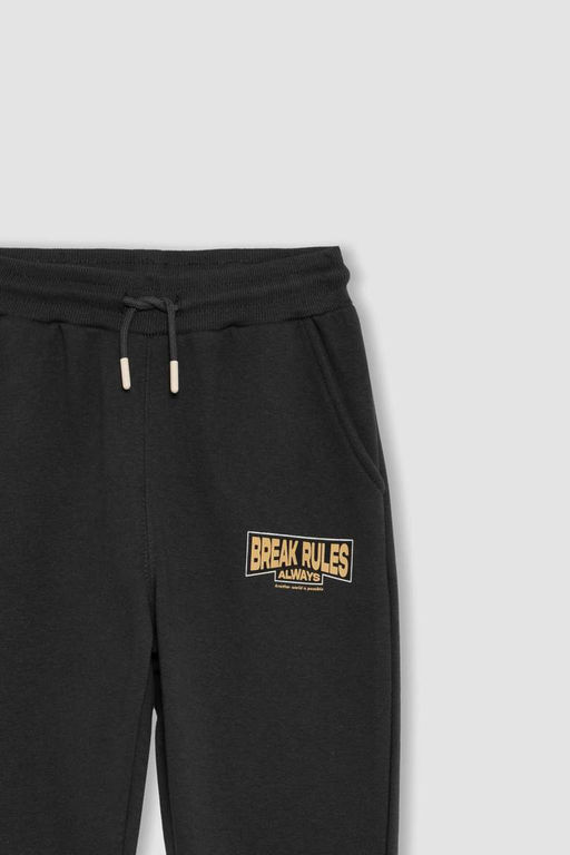 Спортивные брюки для мальчиков с принтом и эластичным карманом на шнуровке на талии - Defacto фото 9