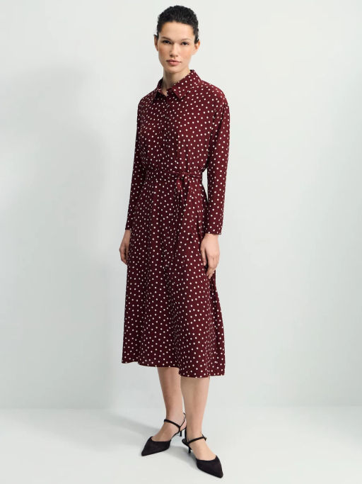 Приталенное платье с принтом в горошек / Zarina