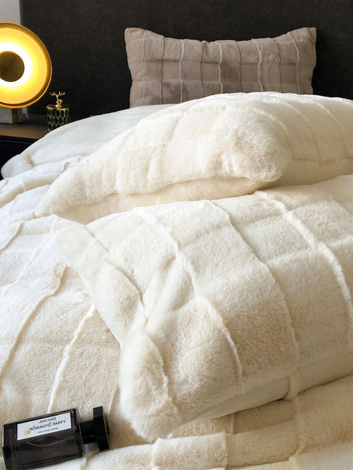 КПБ меховое MENCY с простыней и наволочками MENMEX ЧЕРНЫЙ