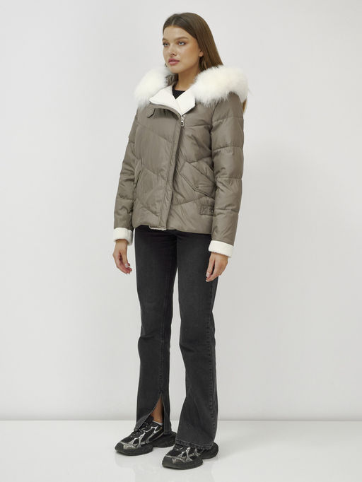 Куртка зимняя женская косуха с мехом и овчиной коричневого цвета 389_1K