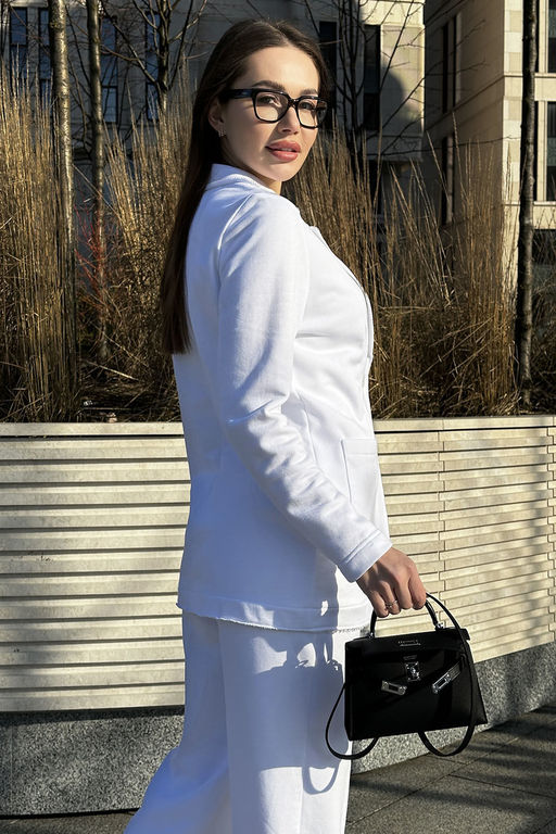 Костюм GO F3065/01-01.170-176 белый