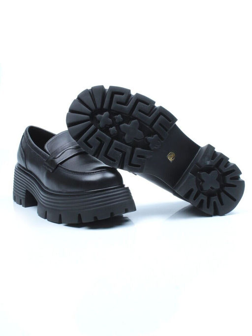 03-5930 BLACK Лоферы женские (натуральная кожа)