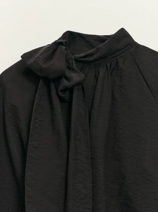 Блузка из тенселя с бантом / Zarina