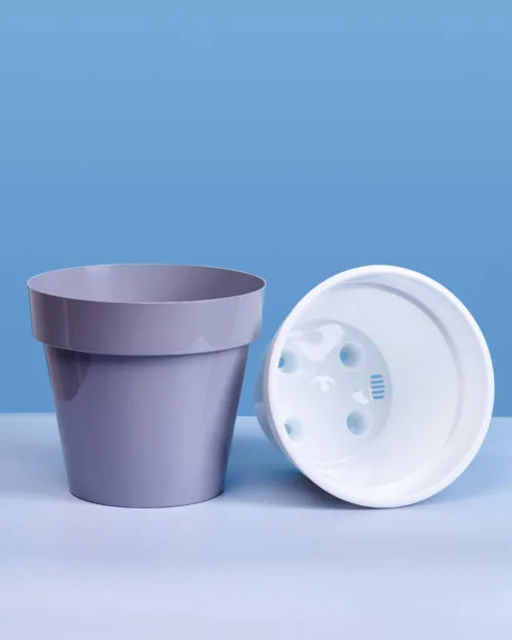 Цена за 2 шт. Кашпо для цветов пластиковое 1л d-14,5см "Порто" со вставкой серый шёлк