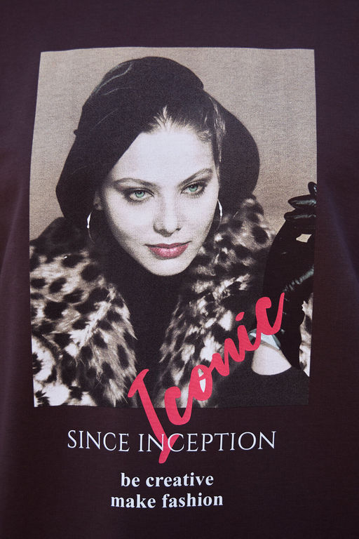 Лонгслив оверсайз с принтом