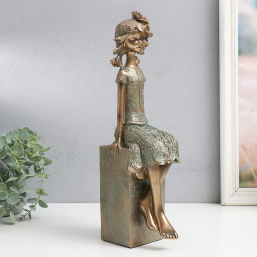 Фигурка полистоун «Девочка на кубе, с цветком в волоса×», под бронзу, 9.5×12×34 см
