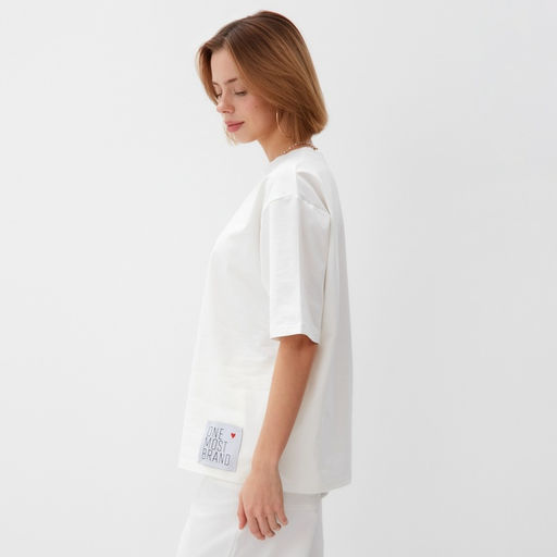 Футболка оверсайз с нашивкой женская MINAKU: One Most Brand, экрю, размер 46