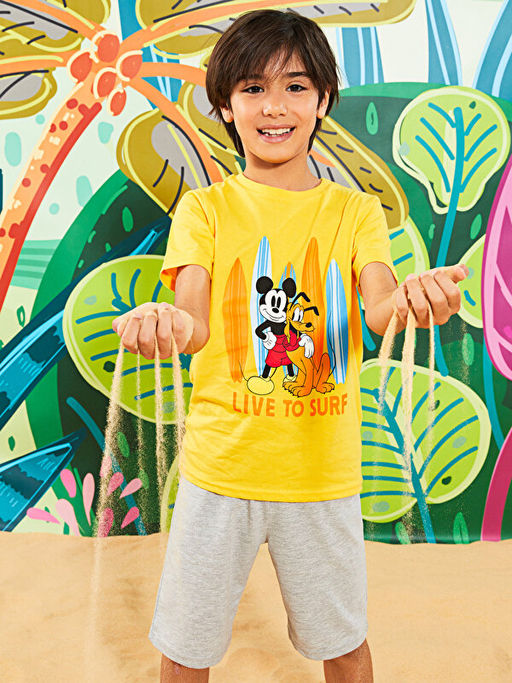 Bisiklet Yaka Mickey Mouse Bask?l? K?sa Kollu Erkek ?ocuk ?ortlu Pijama Tak?m?