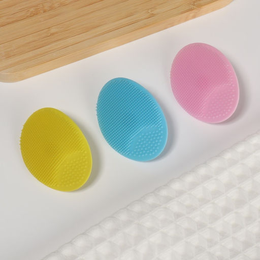 Цена за 5 шт. Щётка для умывания «Овал» на присоске, 6.3×5 см, МИКС