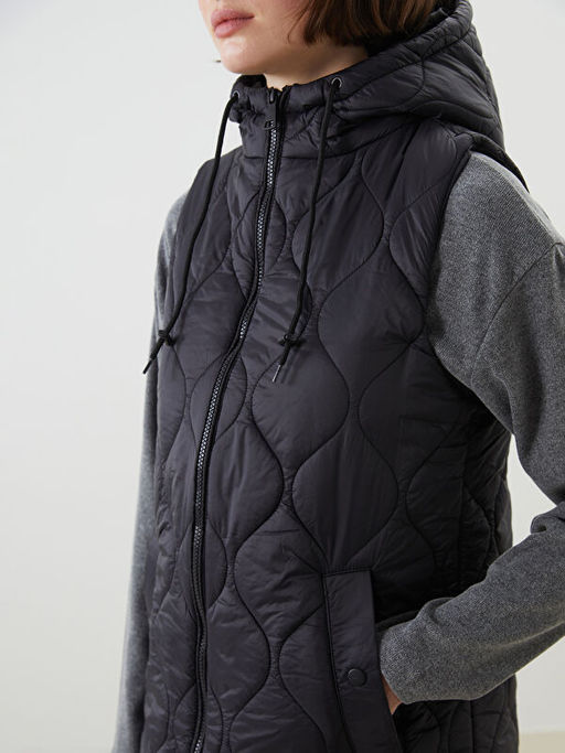 Kap??onlu Kapitone Kad?n ?i?me Yelek