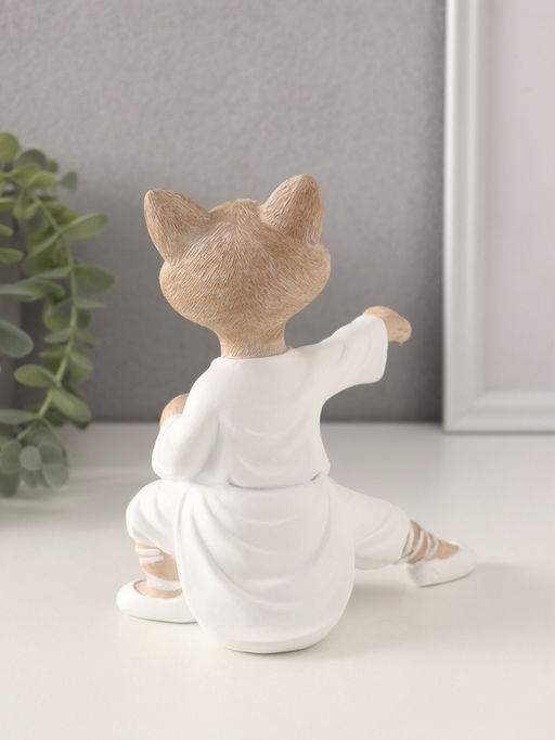 Фигурка полистоун «Кот каратист», 14×7.5×15 см