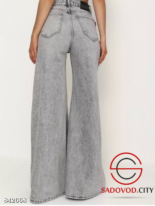 Джинсы с высокой посадкой